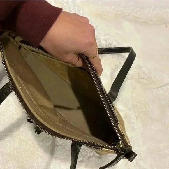 Dooney and Bourke‎ Signature Canvas Leather Purse Vintage DB Brown Shoulder Bag - Picture 11 of 12